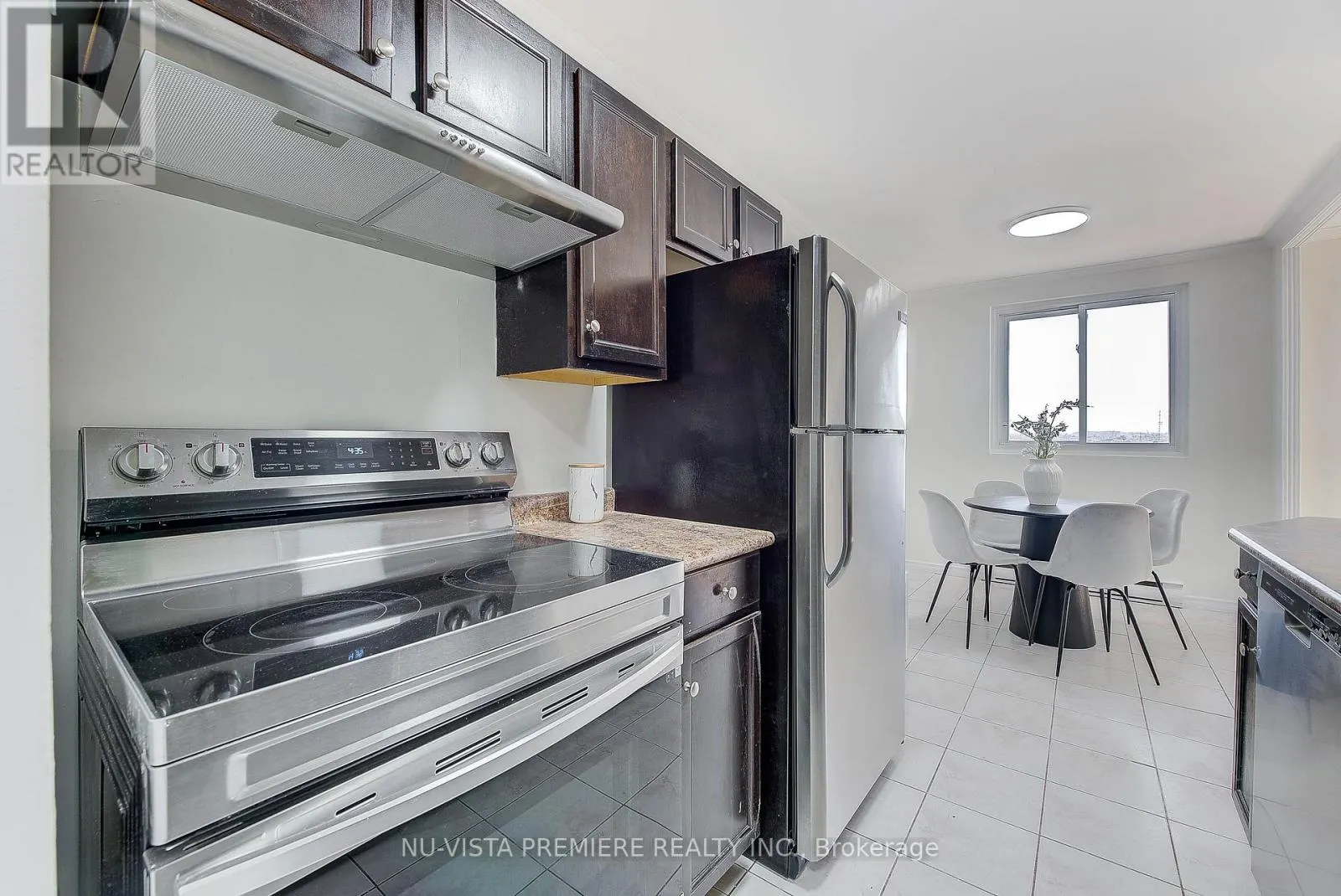 602 - 1102 JALNA BOULEVARD, #602