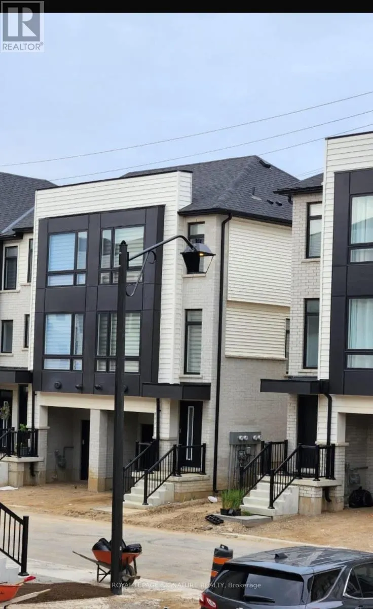 17 - 55 TOM BROWN DRIVE