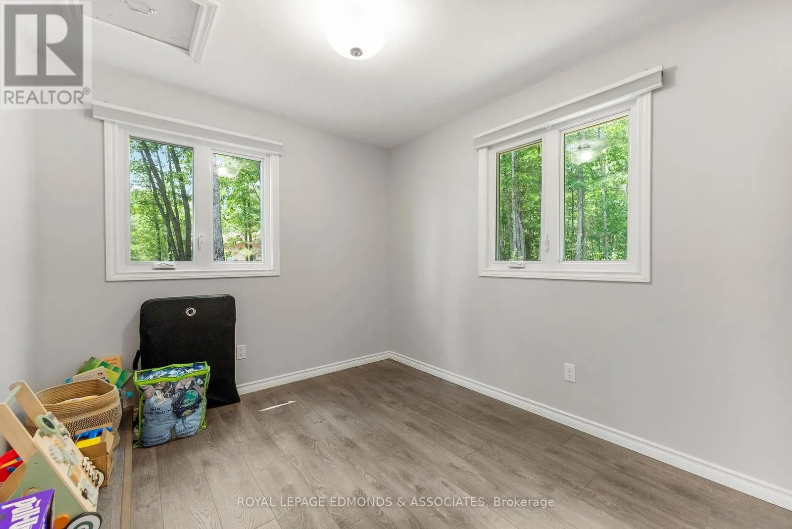 358 LACHLAN LANE