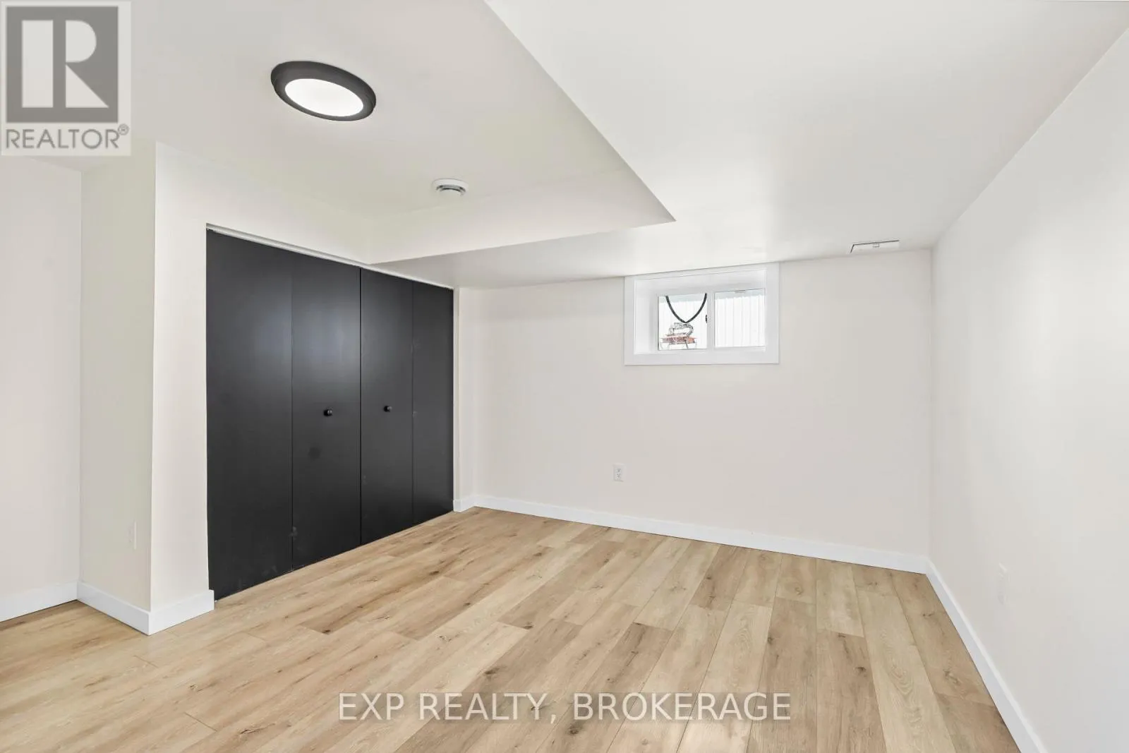 3 - 493 COLLEGE STREET, #3