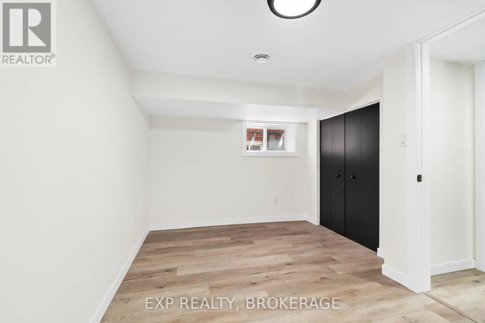 3 - 493 COLLEGE STREET, #3