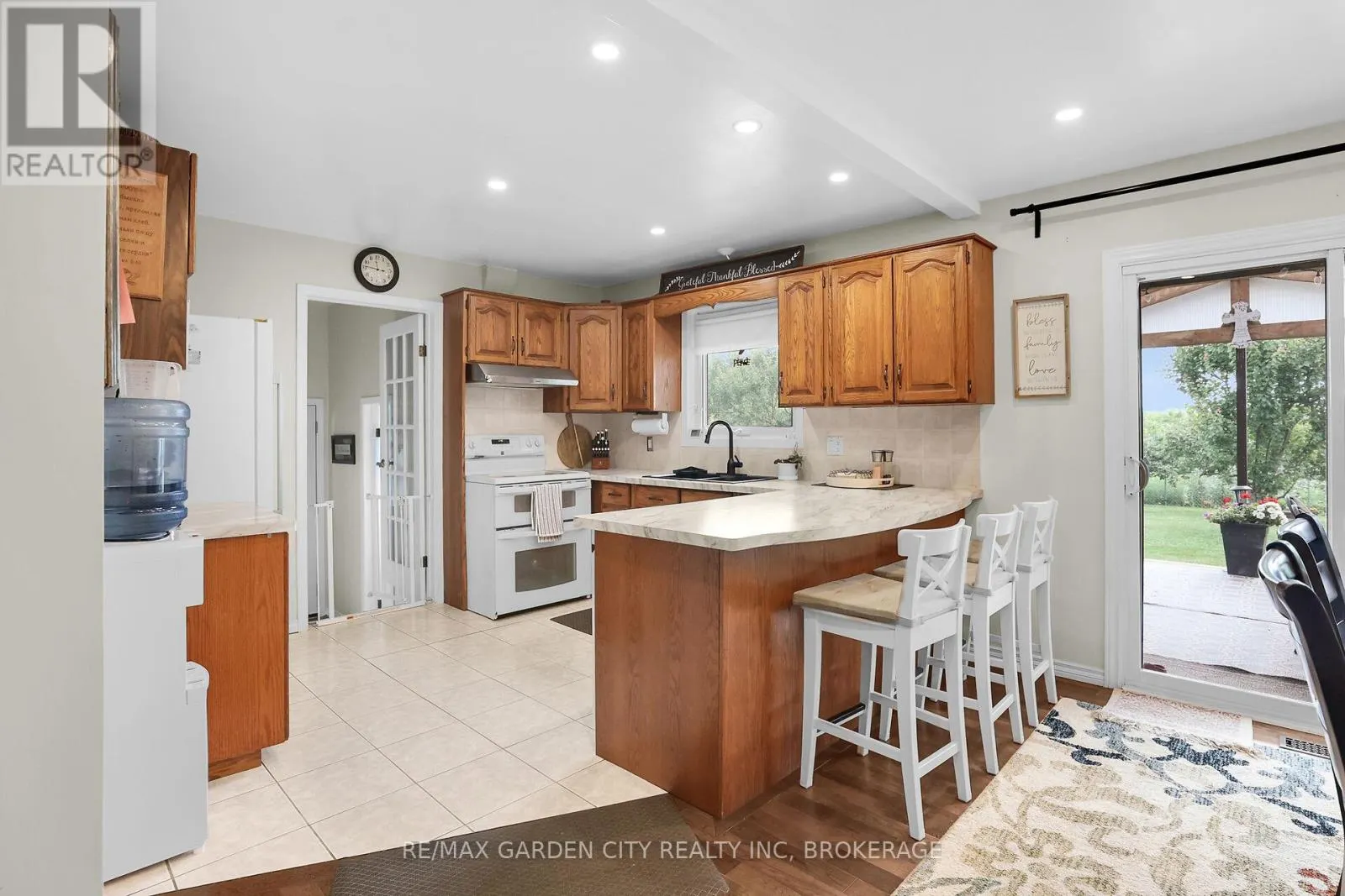 4399 FIFTEENTH STREET