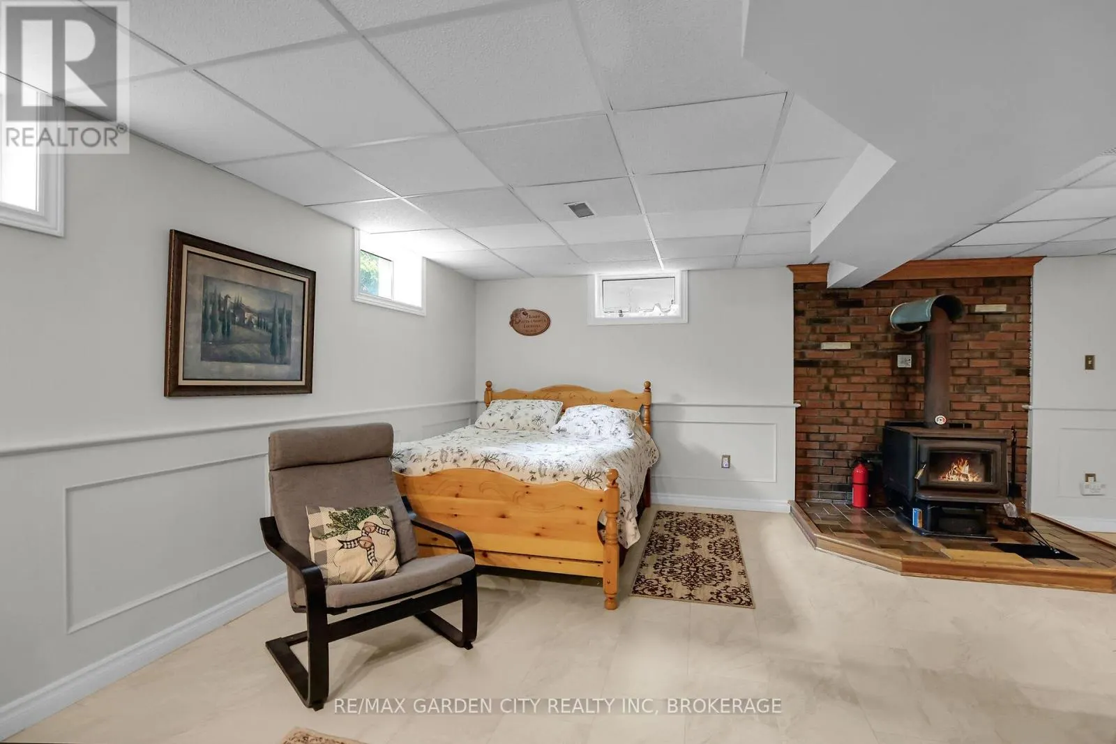 4399 FIFTEENTH STREET