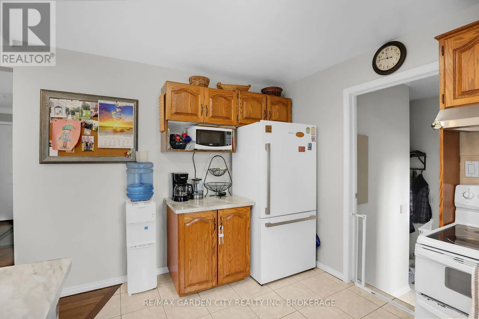 4399 FIFTEENTH STREET