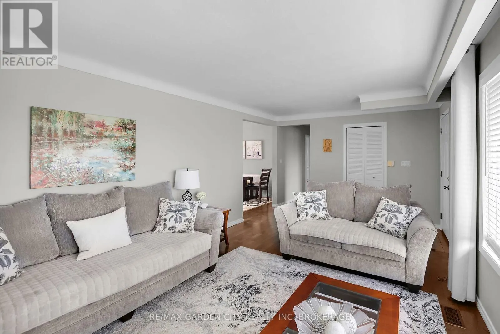 4399 FIFTEENTH STREET