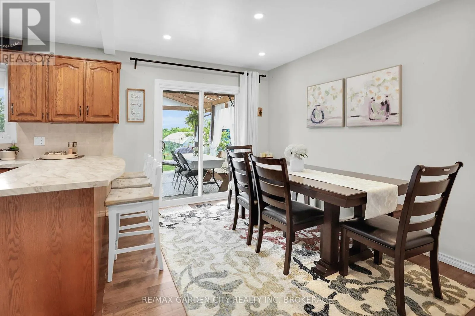4399 FIFTEENTH STREET