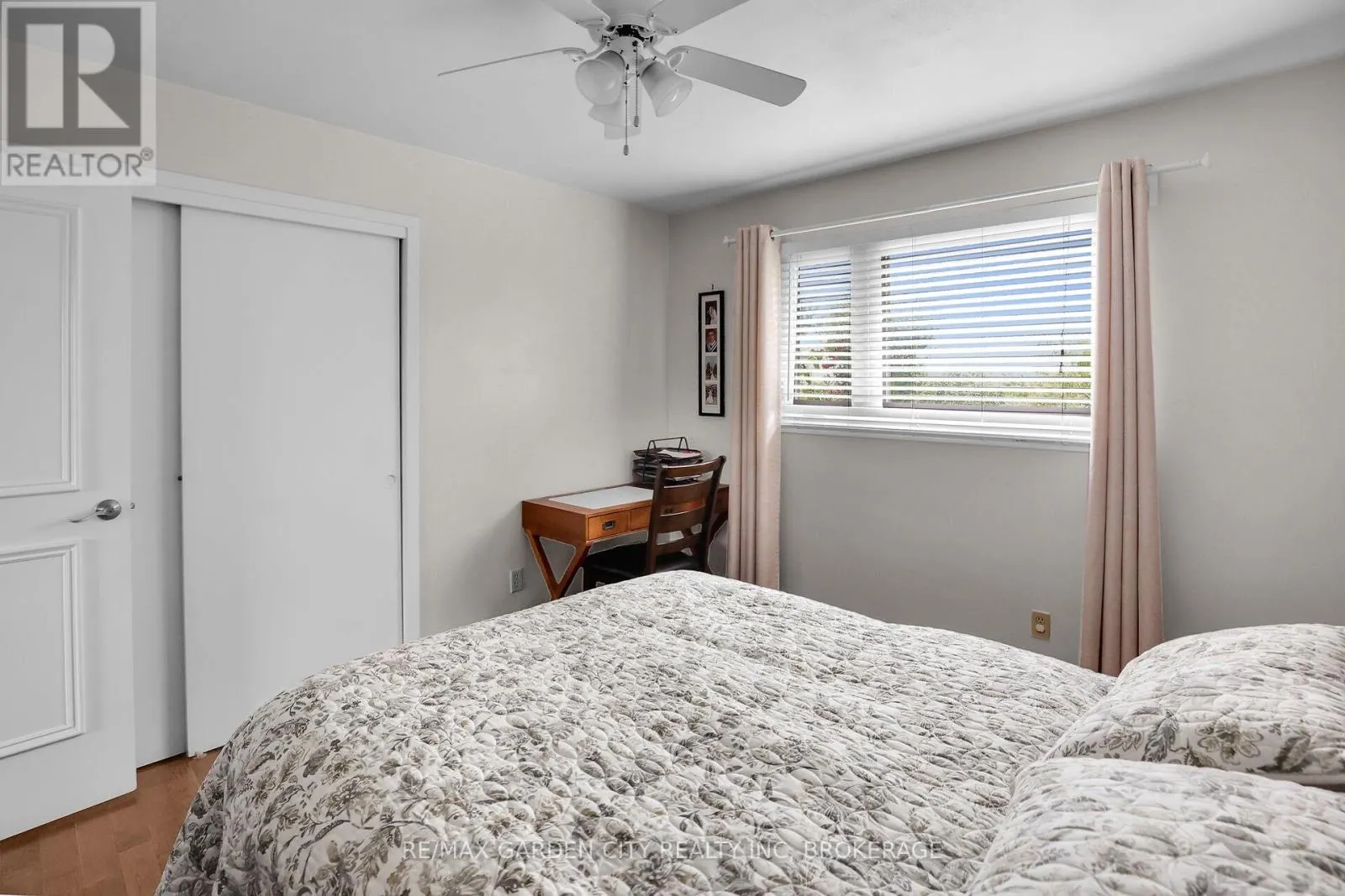 4399 FIFTEENTH STREET