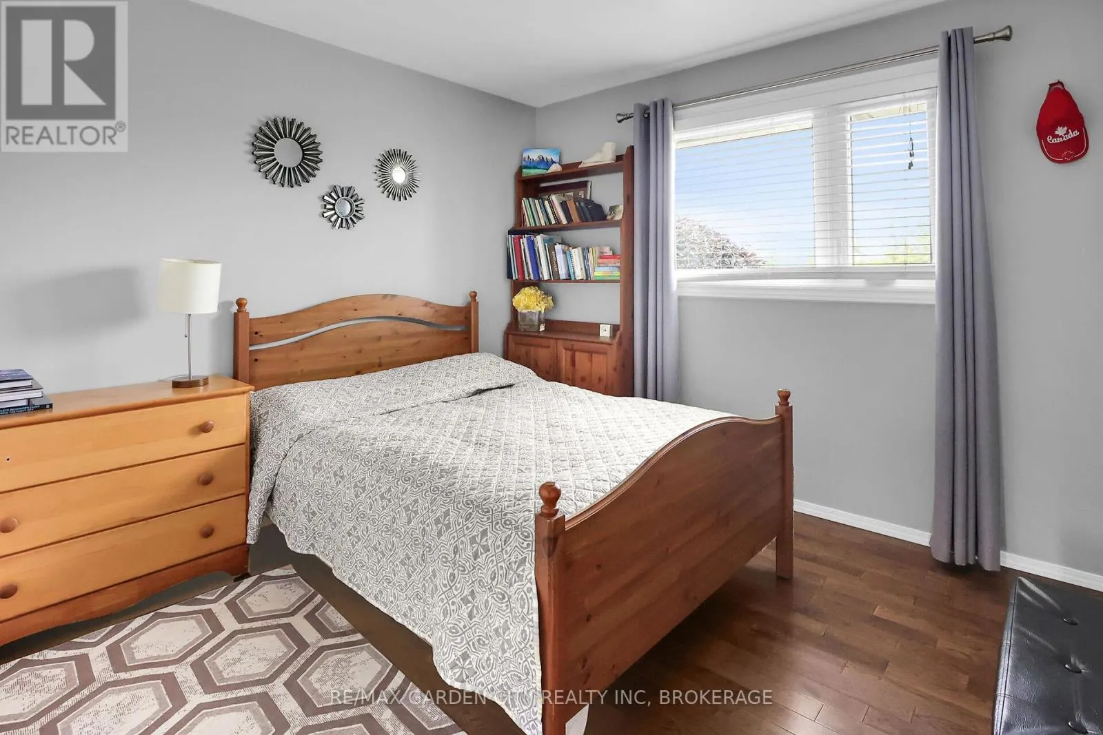 4399 FIFTEENTH STREET