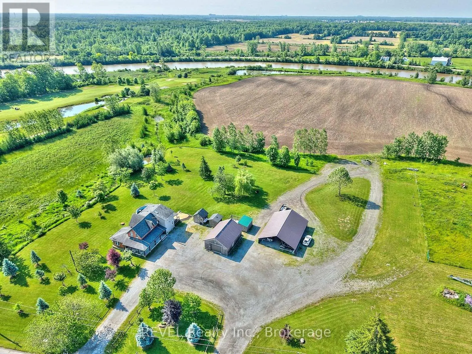 118 RIVER ROAD