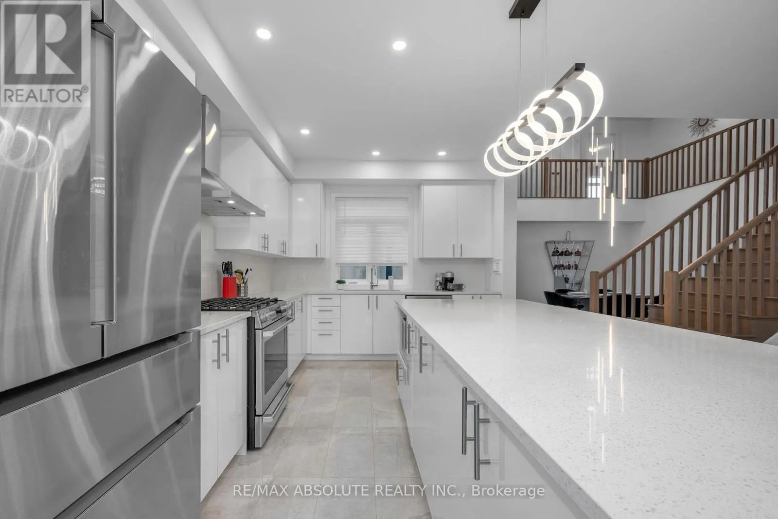 207 OSTERLEY WAY