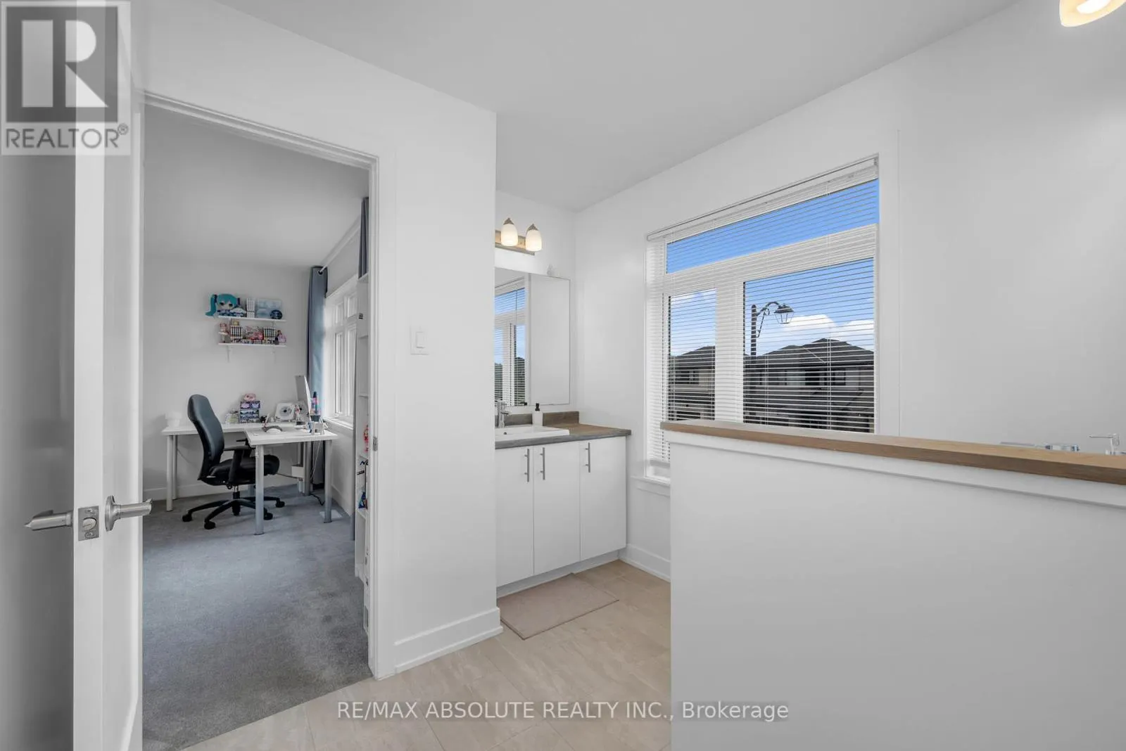 207 OSTERLEY WAY