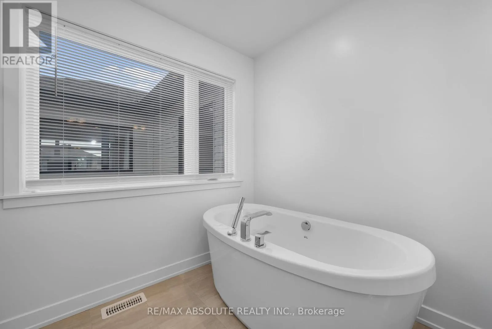 207 OSTERLEY WAY