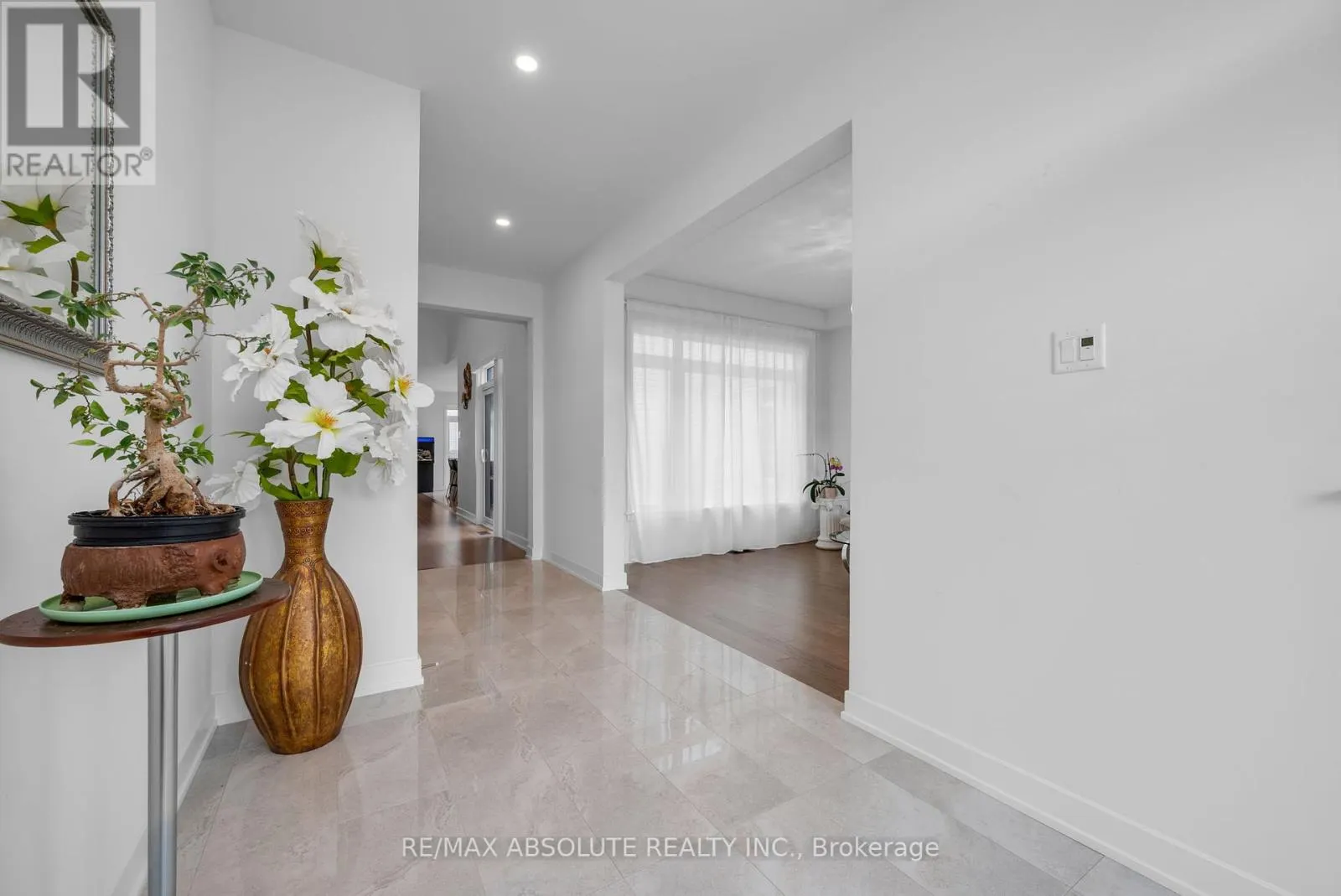 207 OSTERLEY WAY