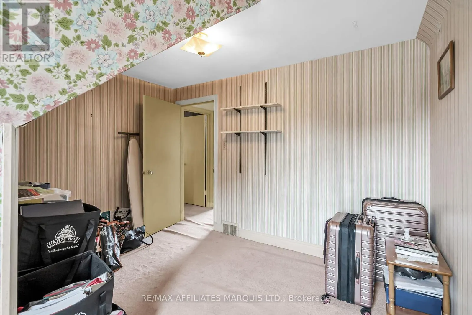 1507 QUEEN STREET