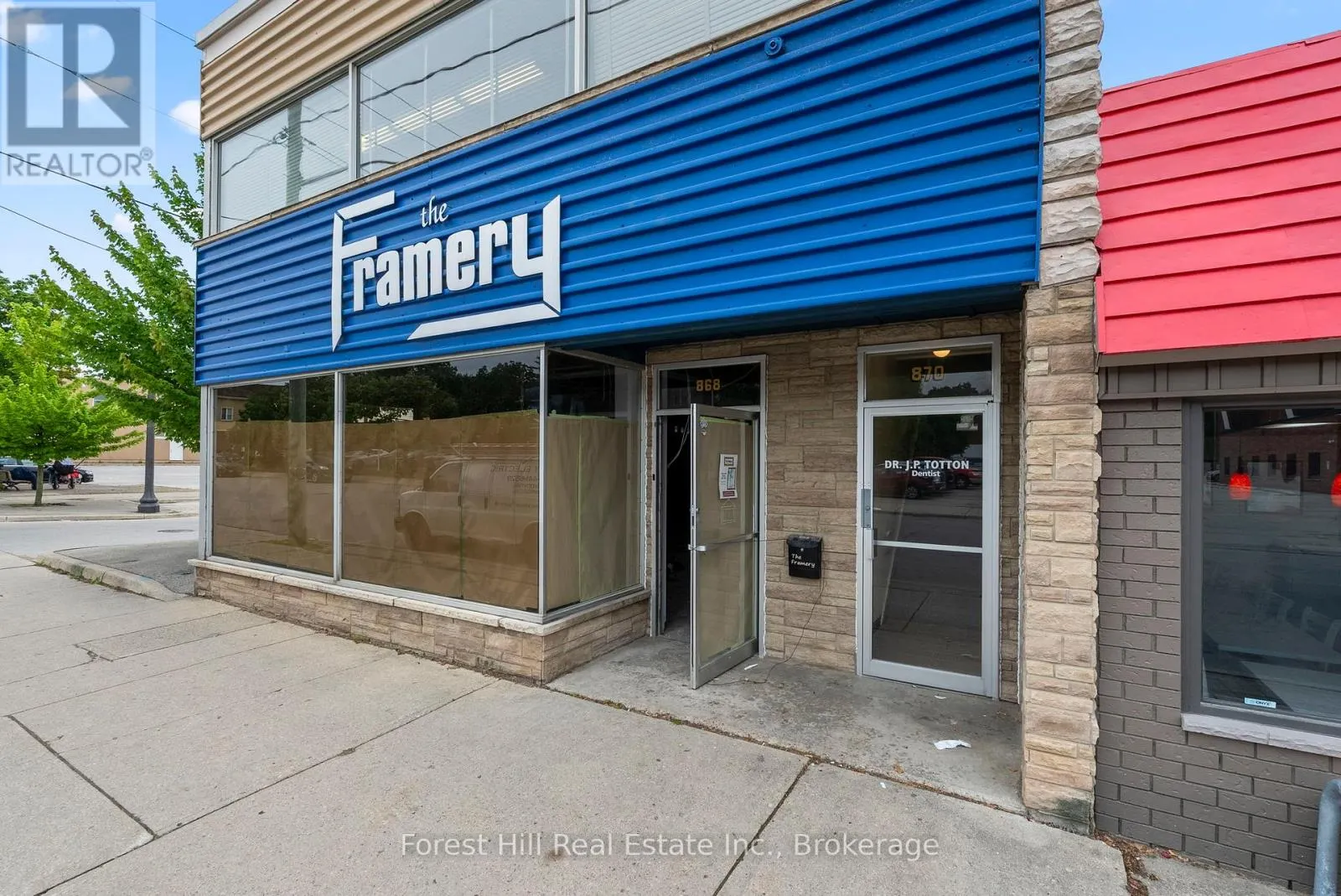 UNIT #5 - 868 3RD AVENUE E, #Unit #5