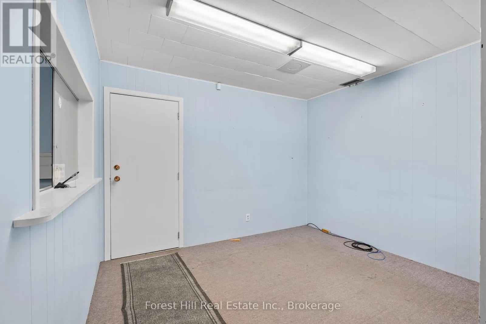 UNIT #5 - 868 3RD AVENUE E, #Unit #5