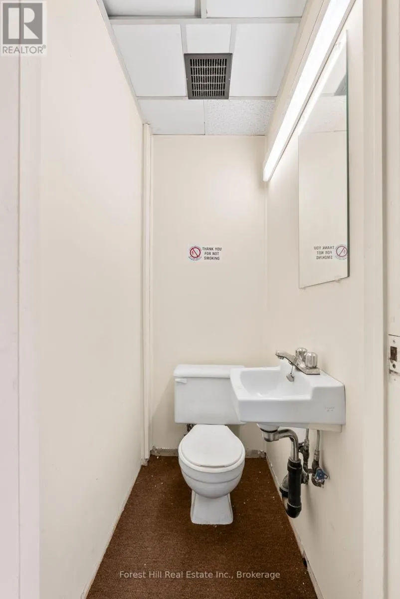 UNIT #3 - 868 3RD AVENUE E, #Unit #3