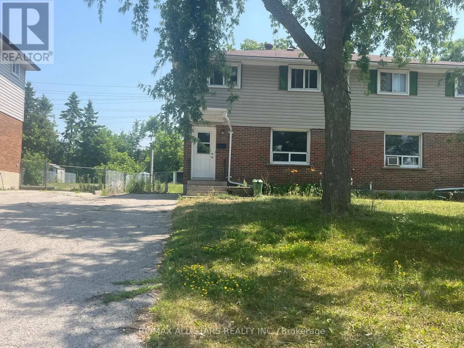 53 MARYKNOLL AVENUE