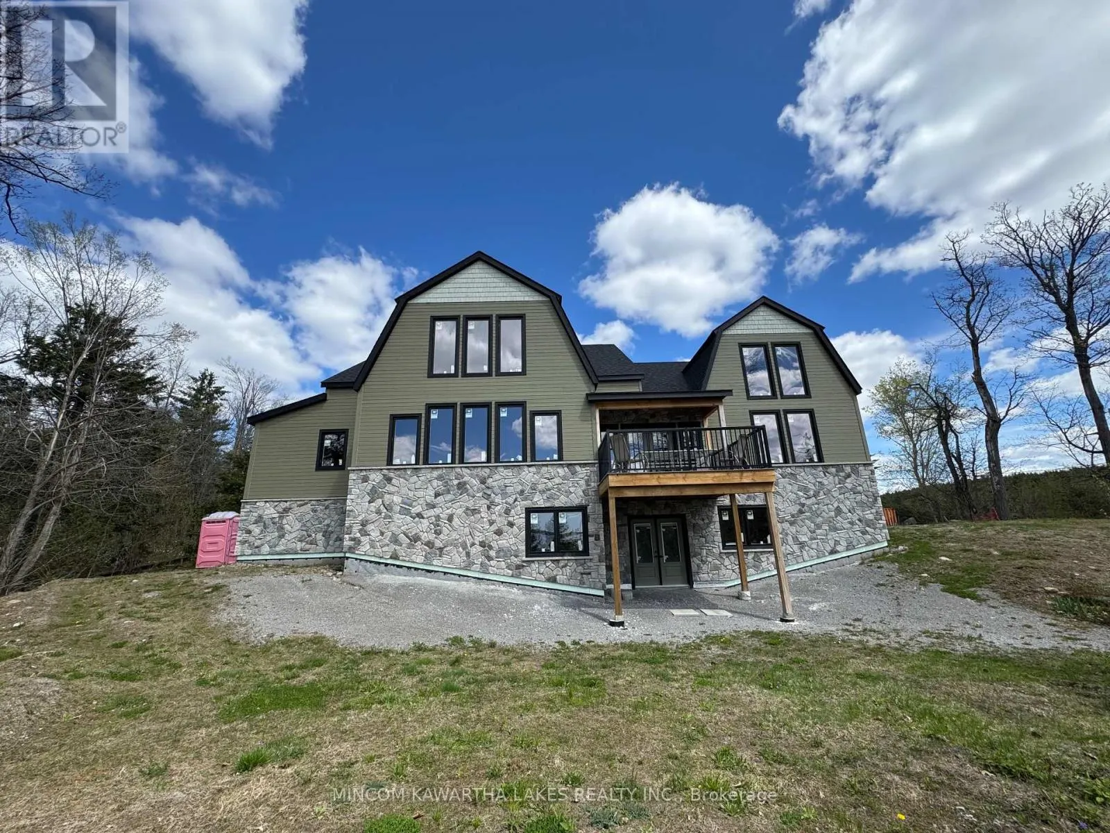 16 EVERGREEN WAY