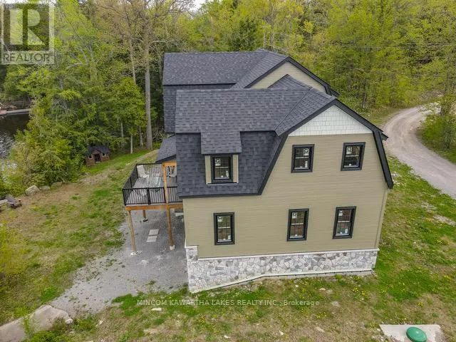 16 EVERGREEN WAY