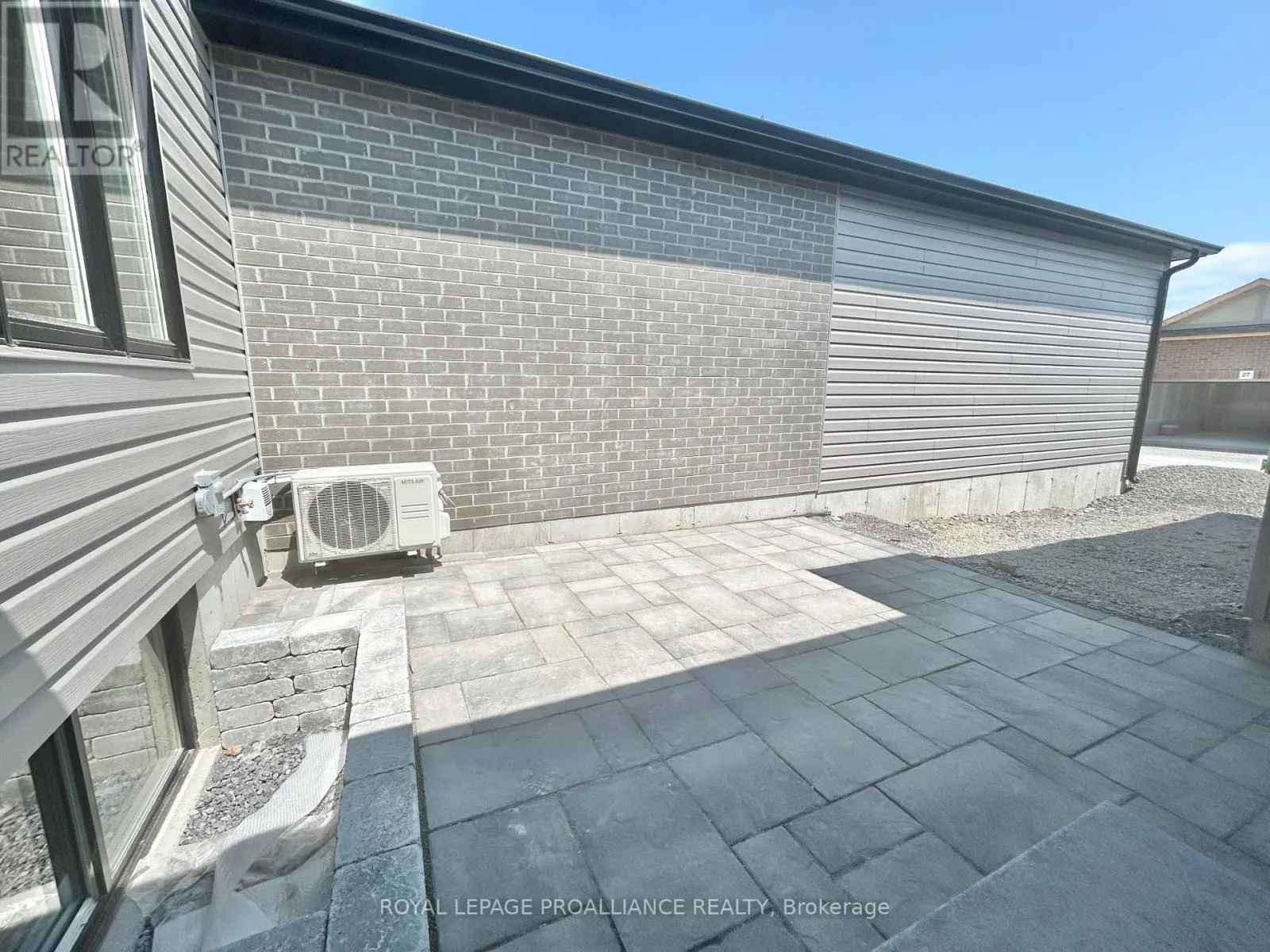 16 RIVERSTONE WAY