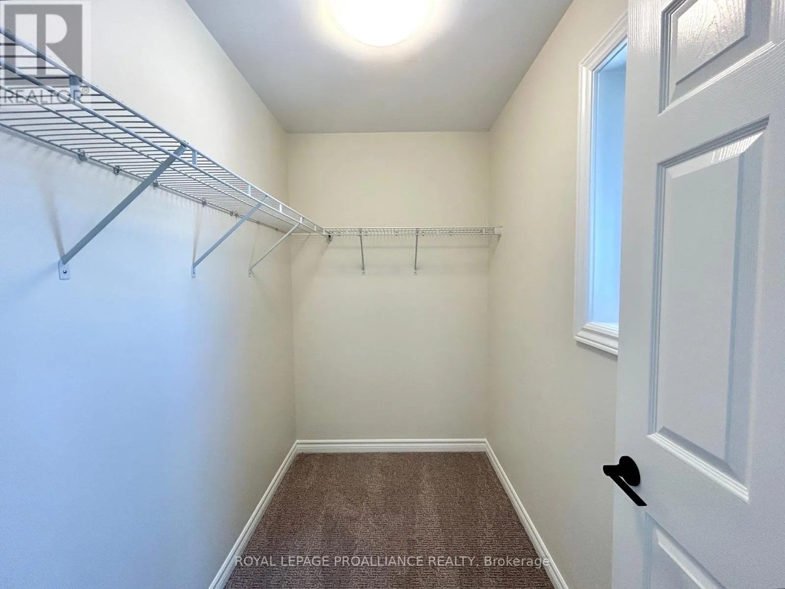 16 RIVERSTONE WAY