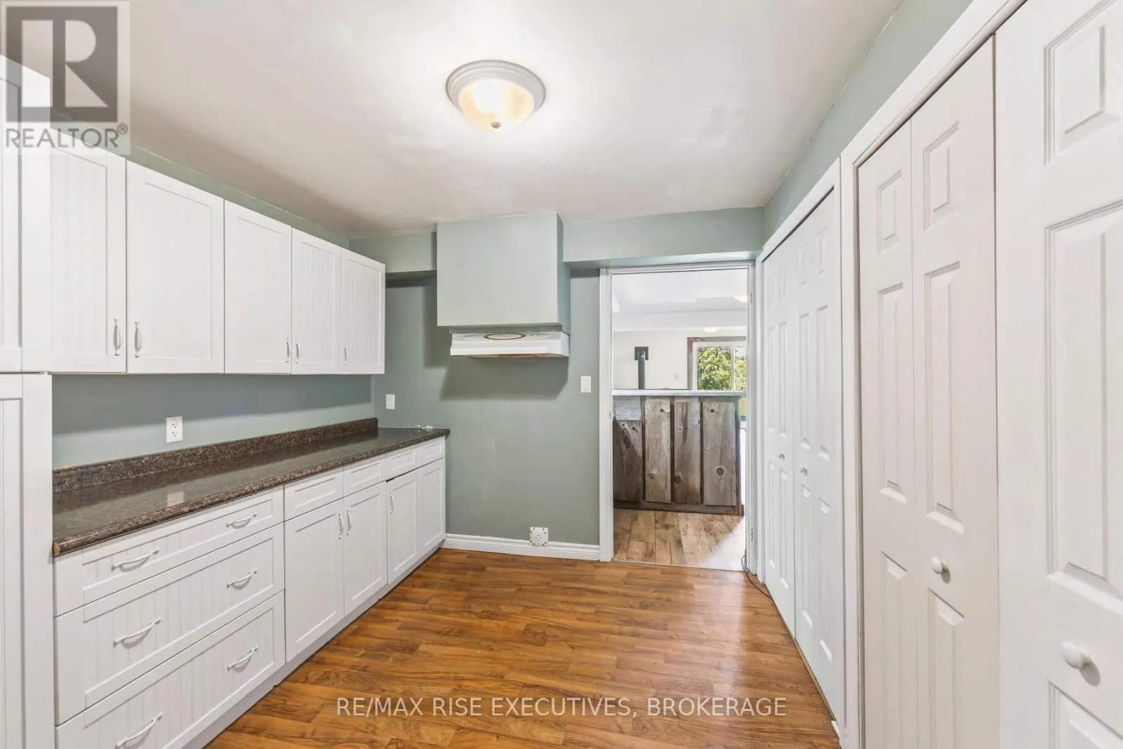 1128 TOWNLINE ROAD
