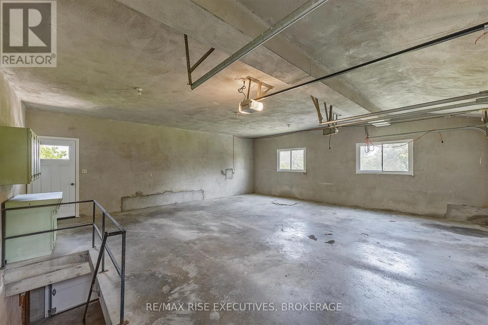 1128 TOWNLINE ROAD