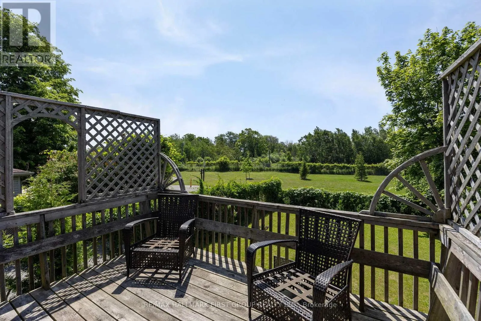 449 BURNHAM MANOR COURT