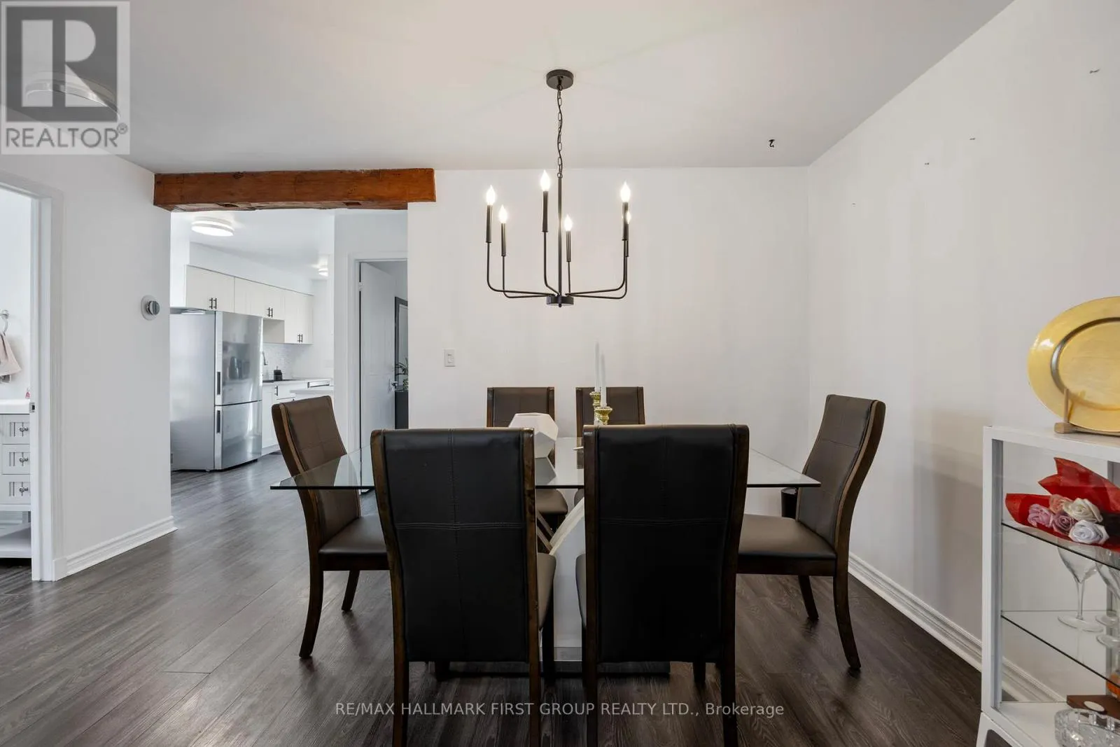 449 BURNHAM MANOR COURT