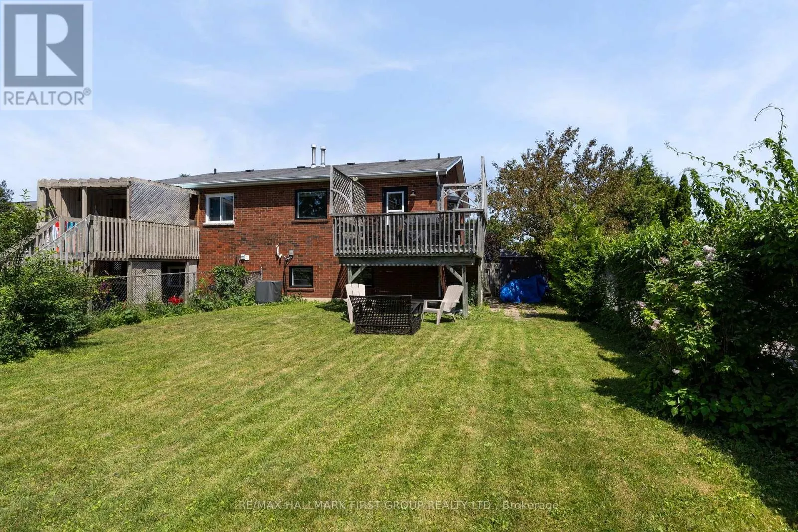 449 BURNHAM MANOR COURT