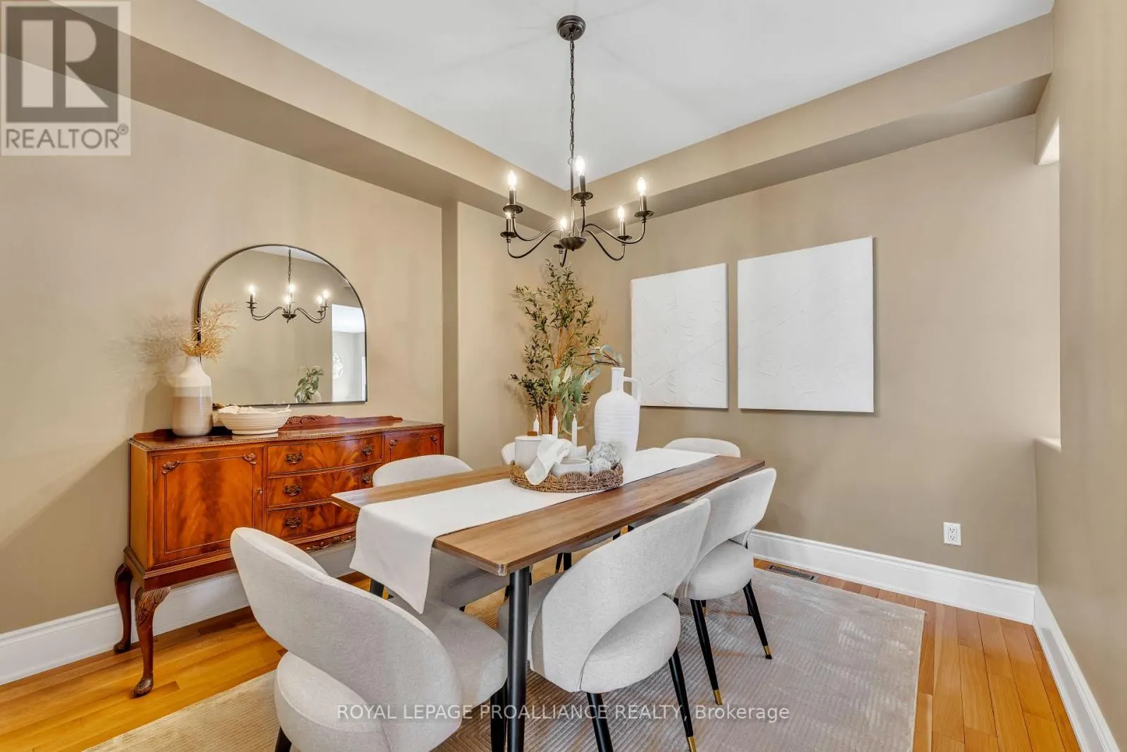 102 - 165 DIVISION STREET, #102