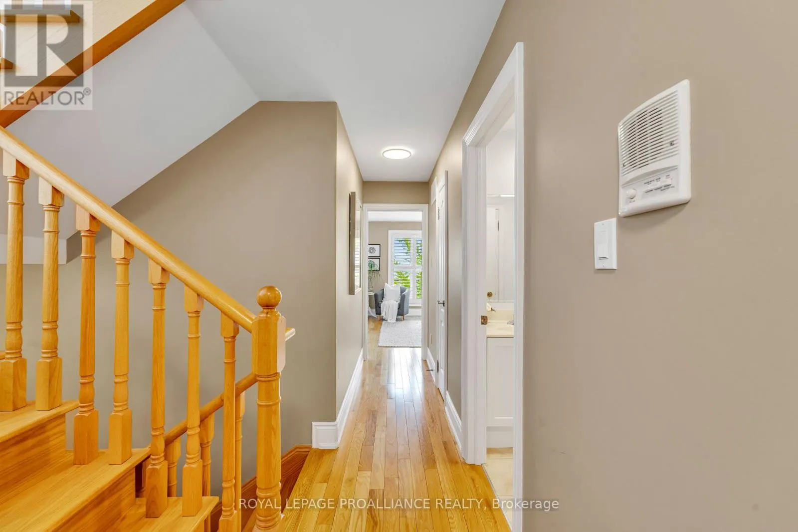 102 - 165 DIVISION STREET, #102