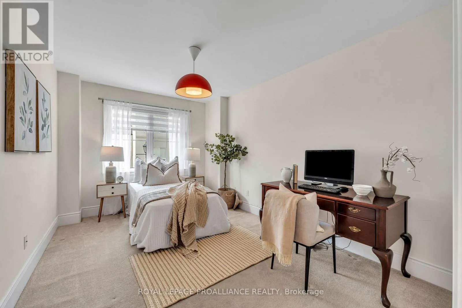 102 - 165 DIVISION STREET, #102