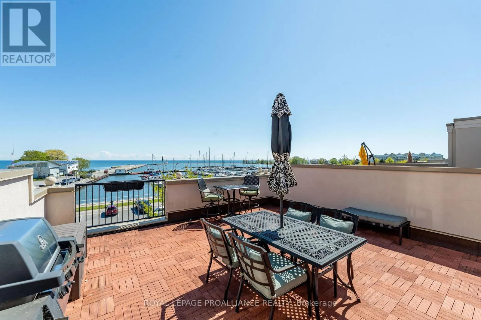 102 - 165 DIVISION STREET, #102