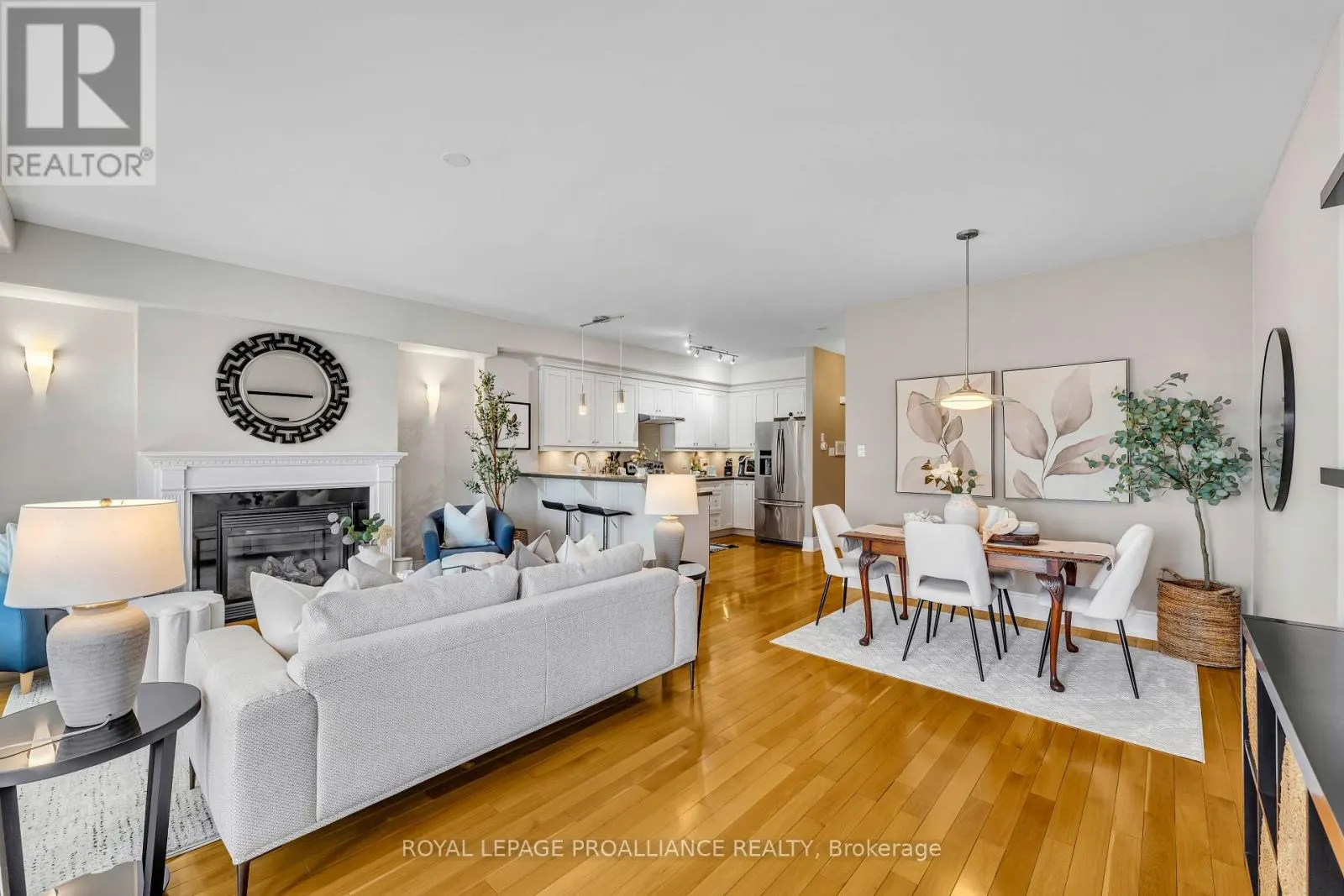 102 - 165 DIVISION STREET, #102