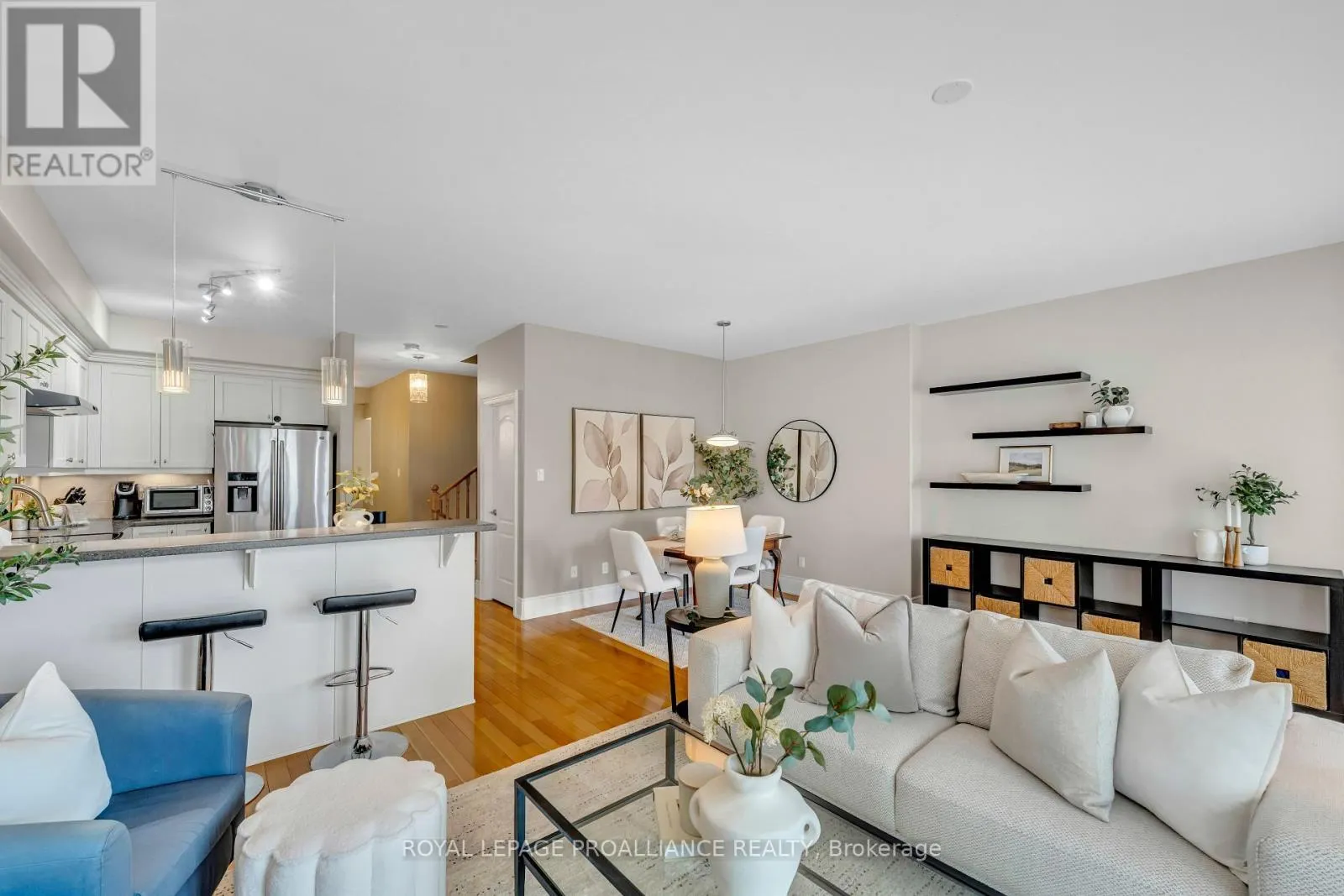102 - 165 DIVISION STREET, #102