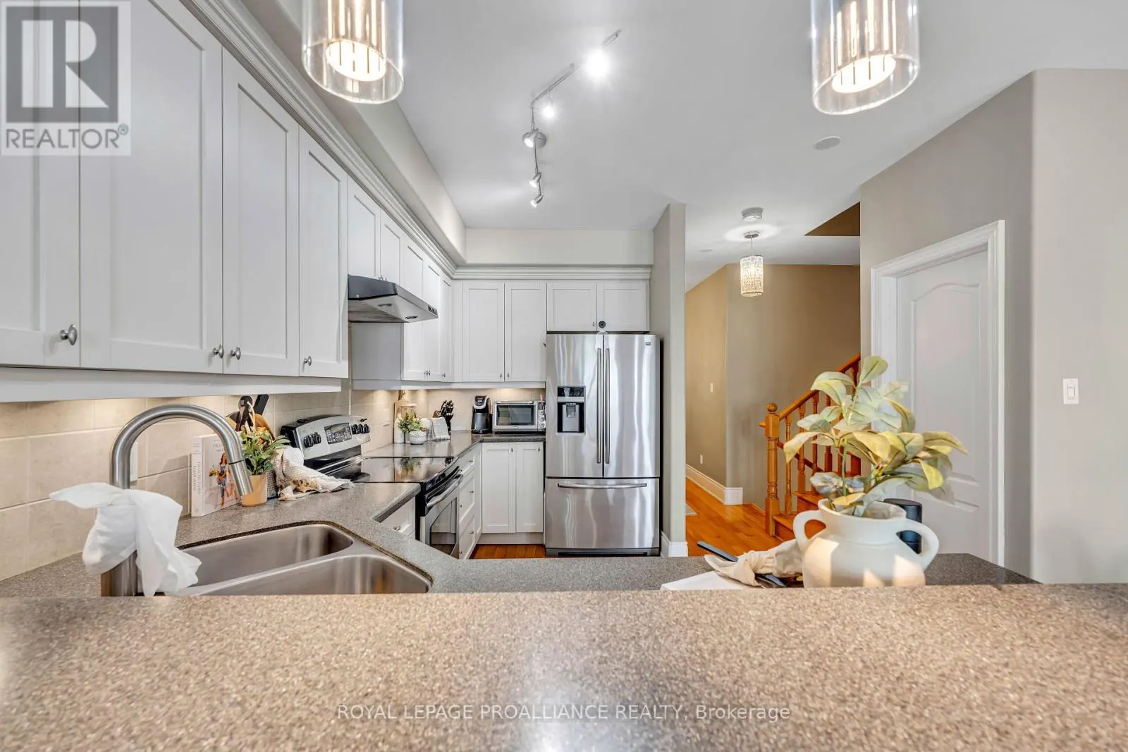 102 - 165 DIVISION STREET, #102