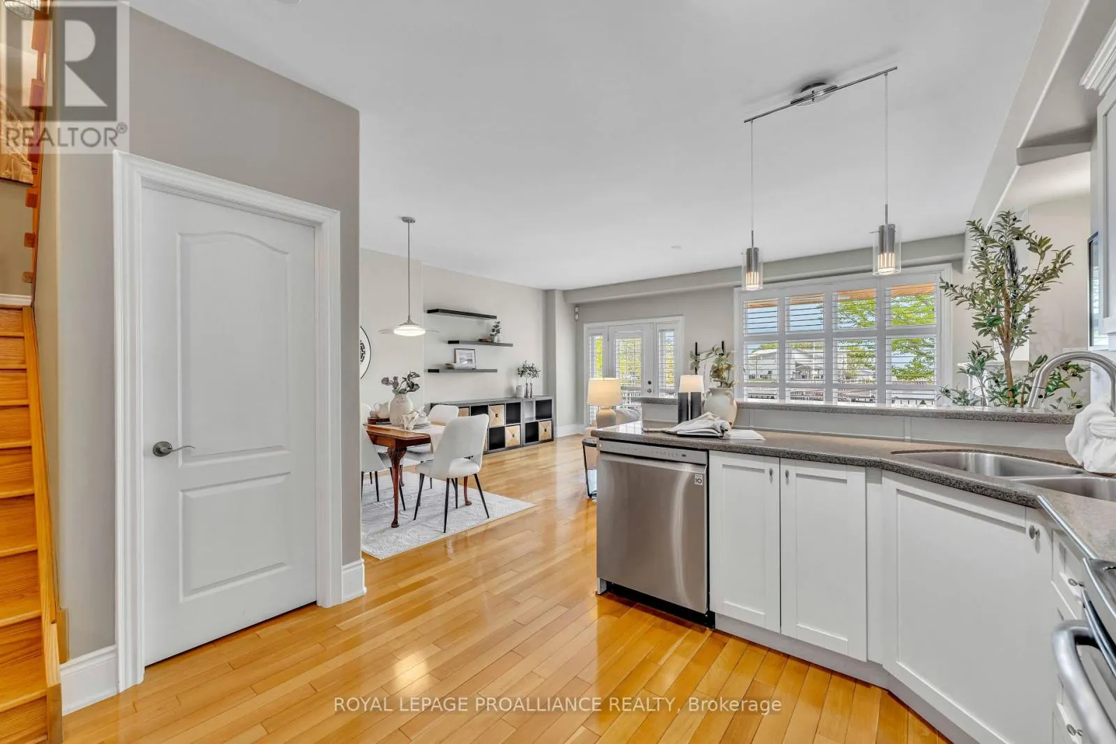 102 - 165 DIVISION STREET, #102