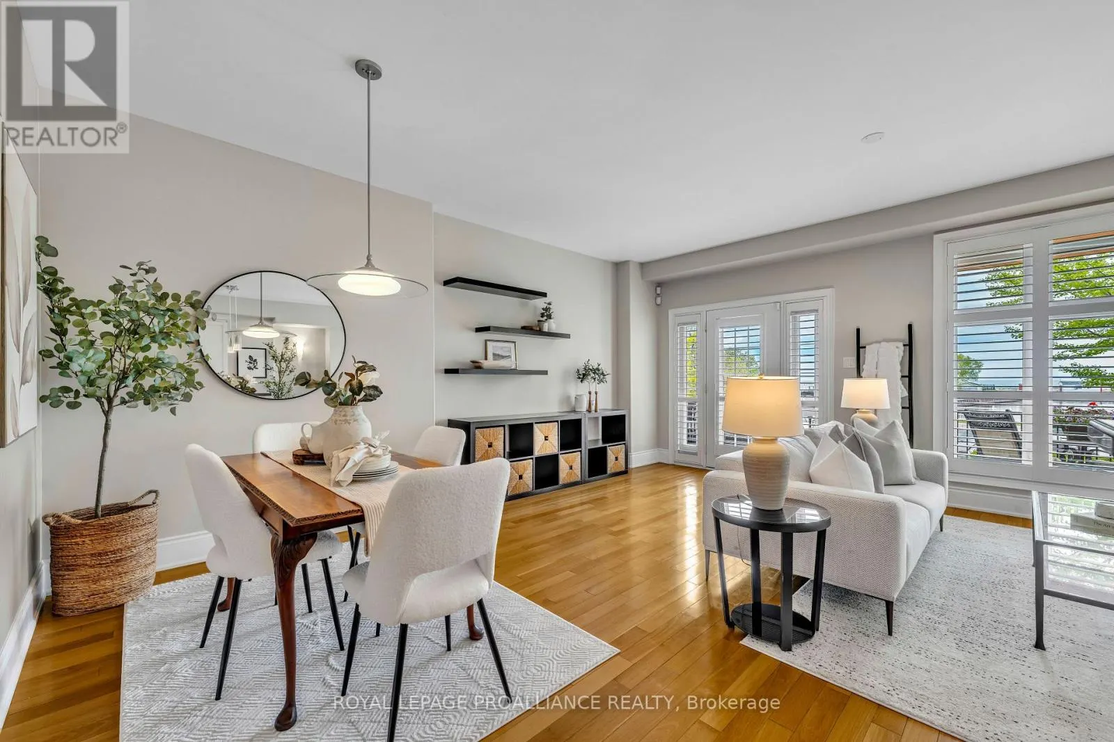 102 - 165 DIVISION STREET, #102