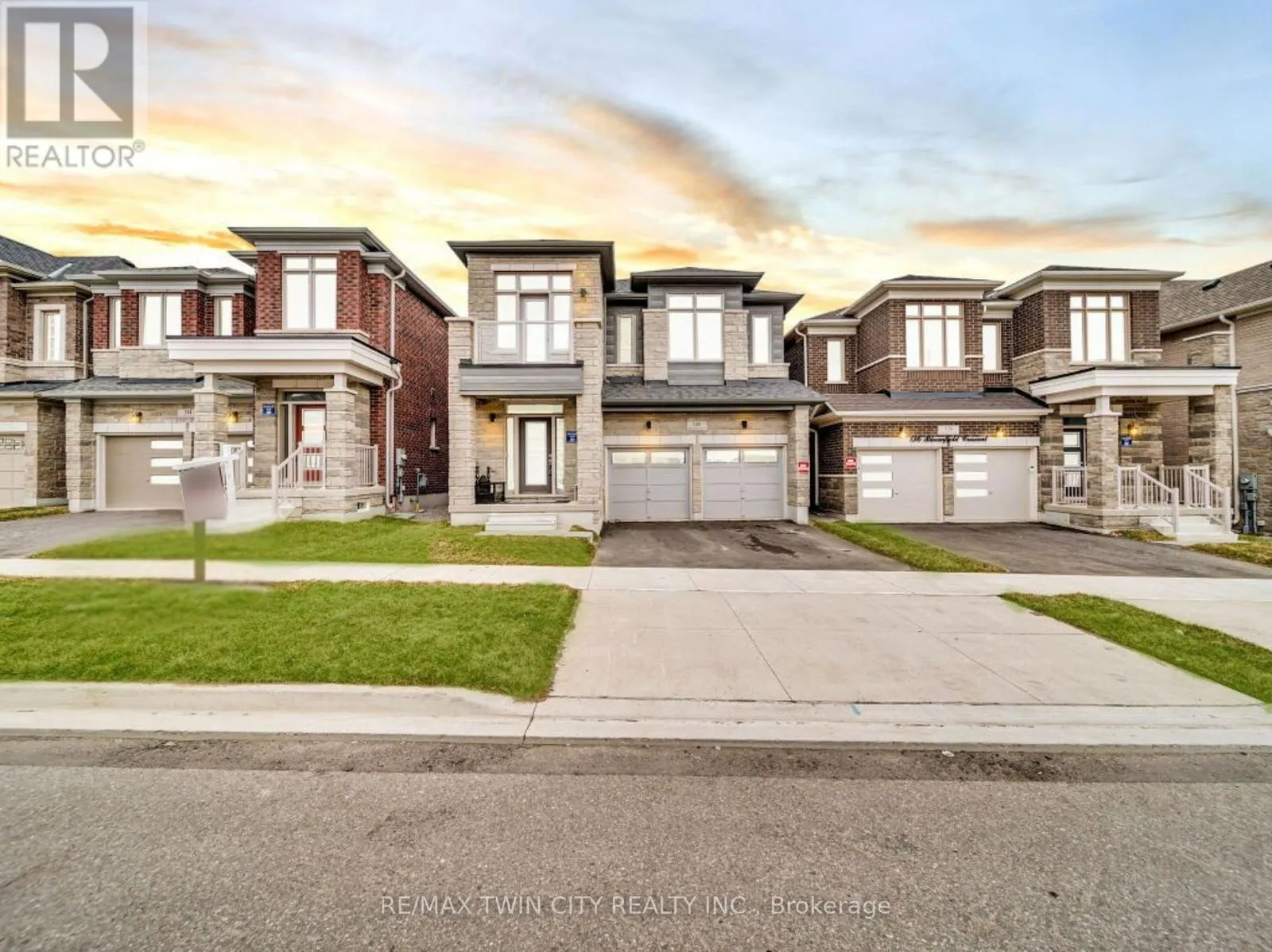140 BLOOMFIELD CRESCENT