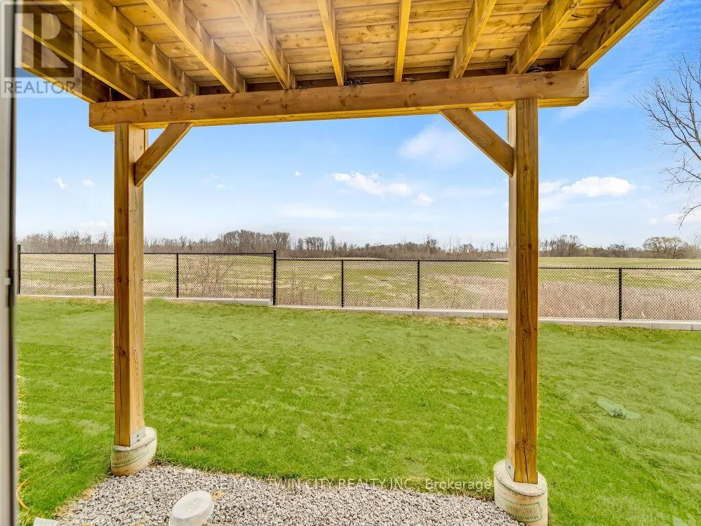 140 BLOOMFIELD CRESCENT