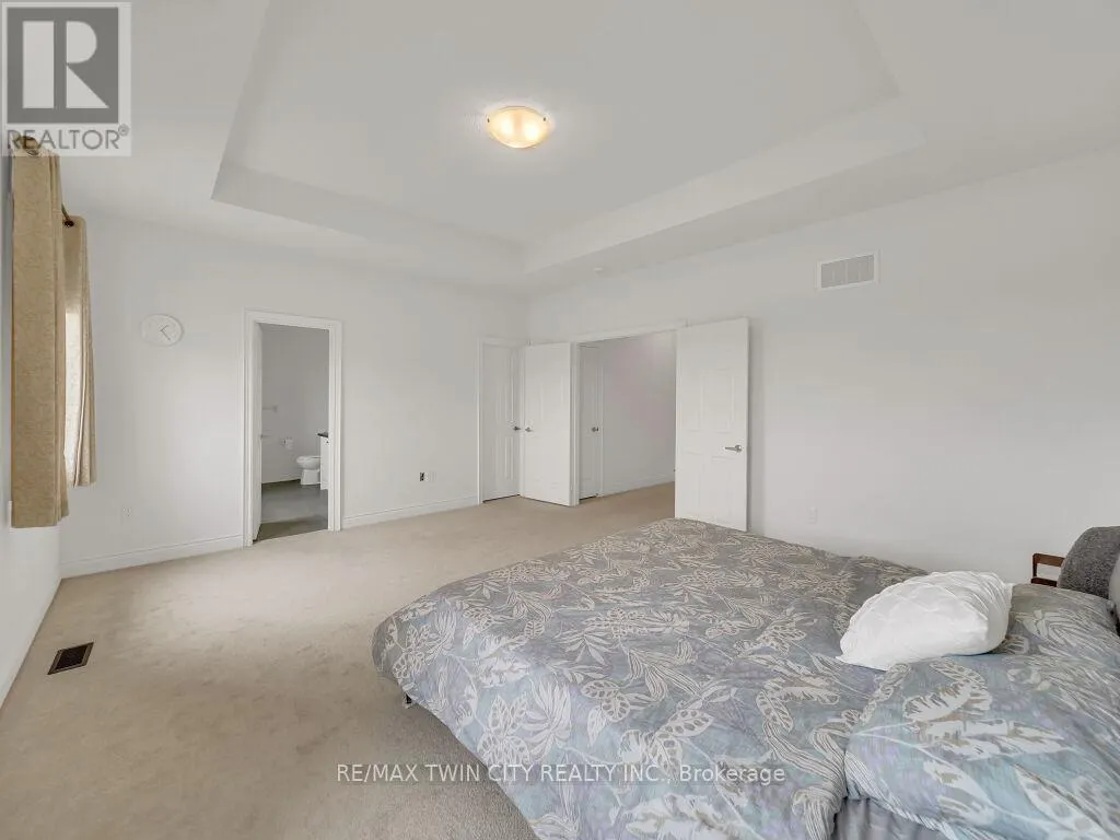 140 BLOOMFIELD CRESCENT