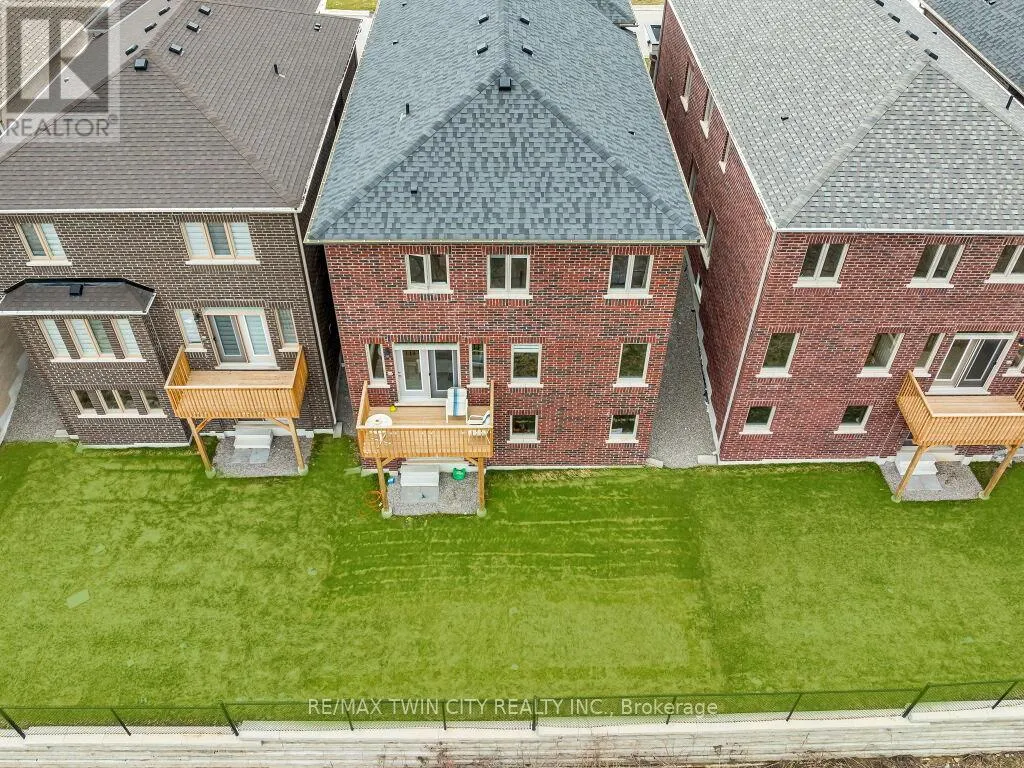 140 BLOOMFIELD CRESCENT