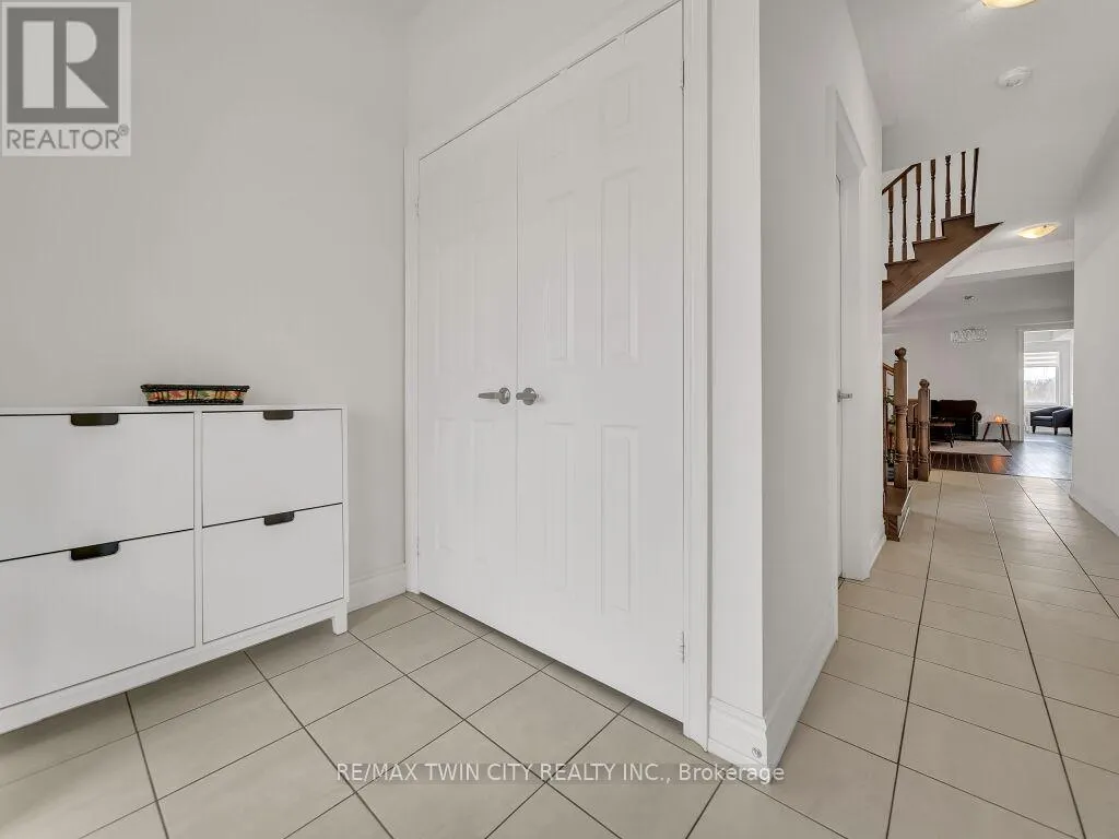 140 BLOOMFIELD CRESCENT