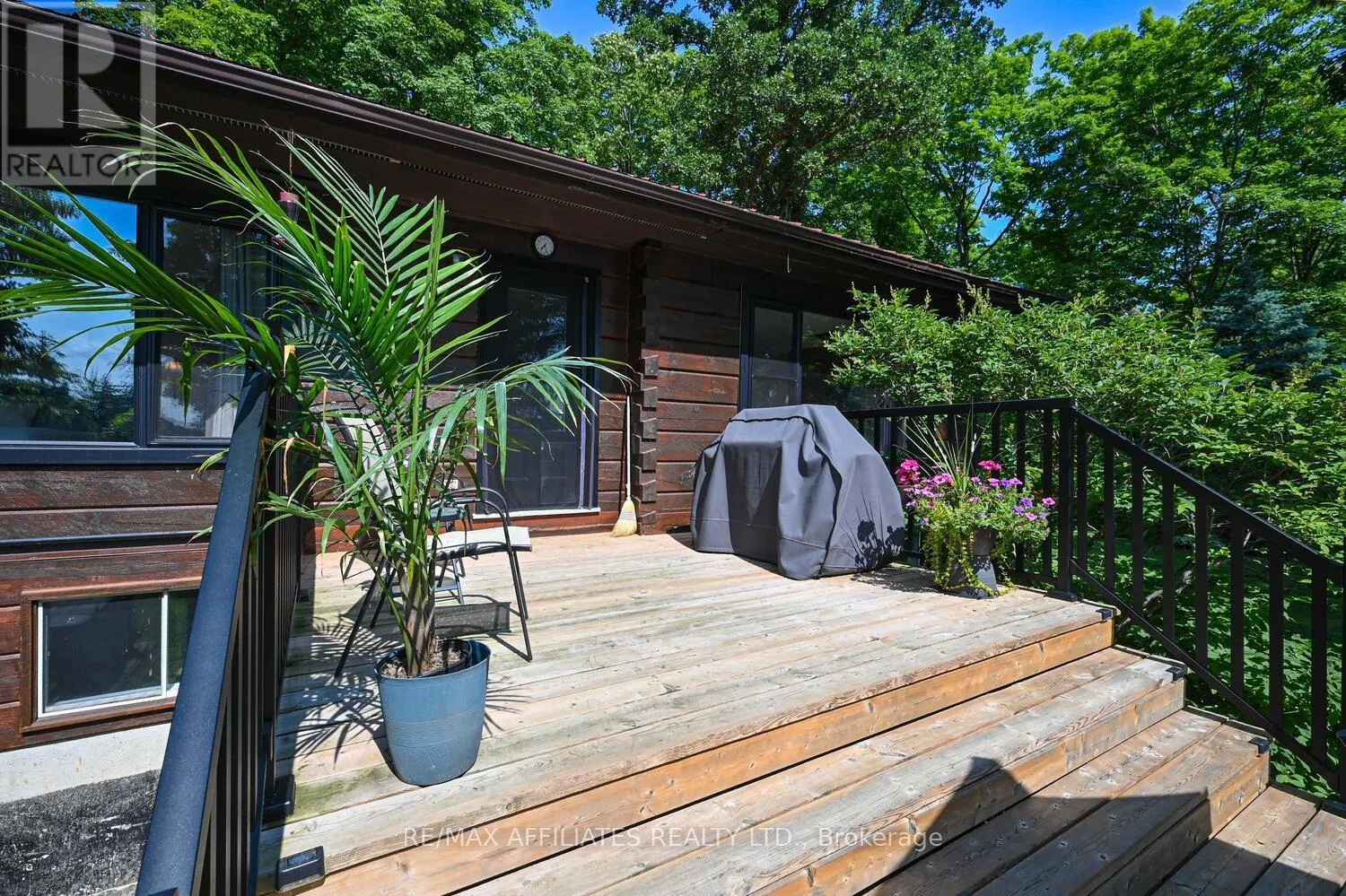 133 SUGARHOUSE LANE