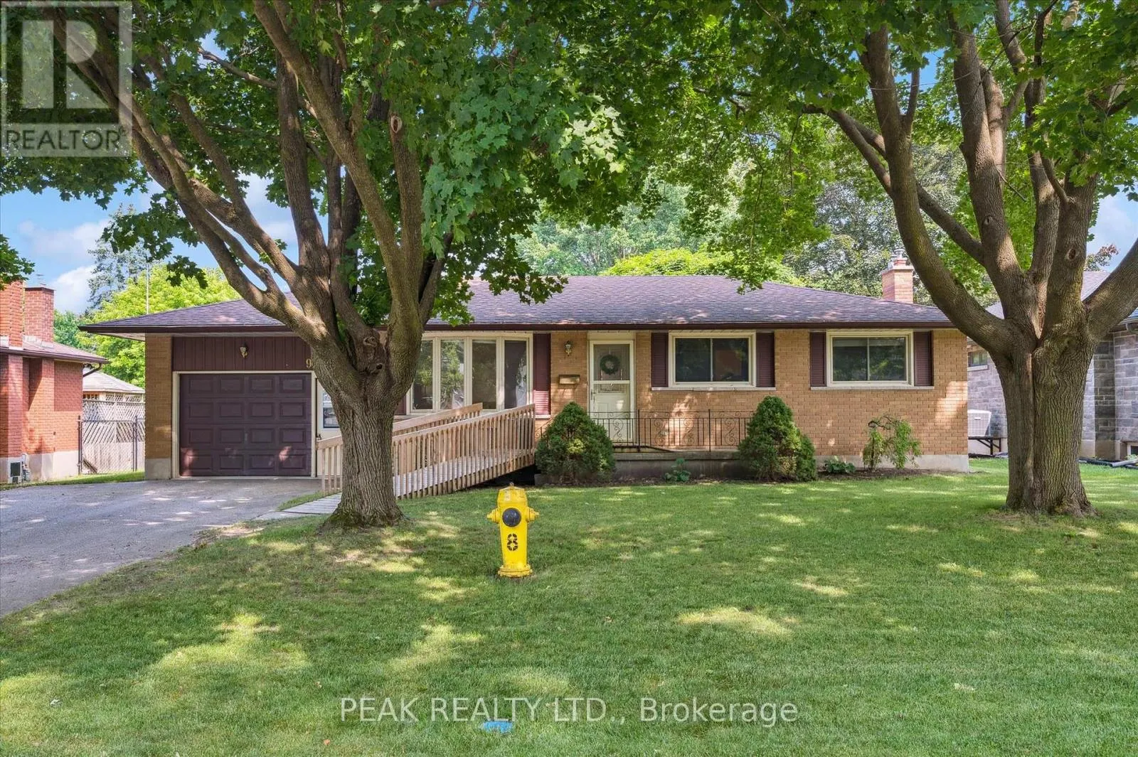 9 ROBIN DRIVE