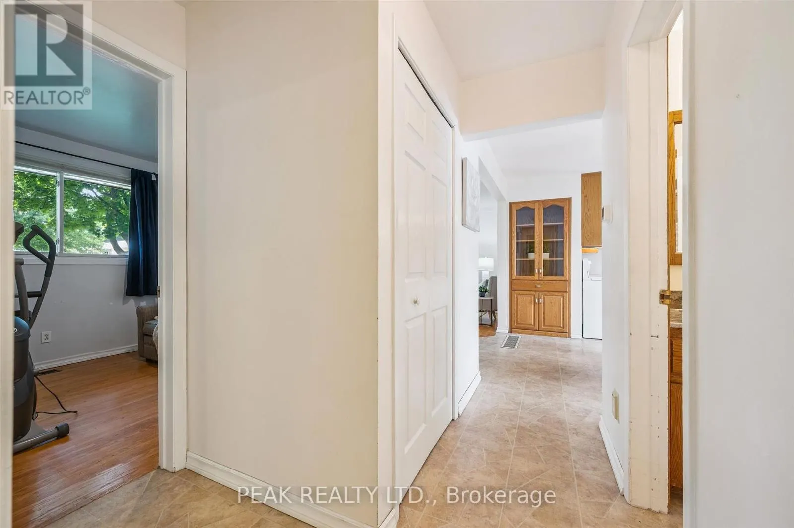 9 ROBIN DRIVE