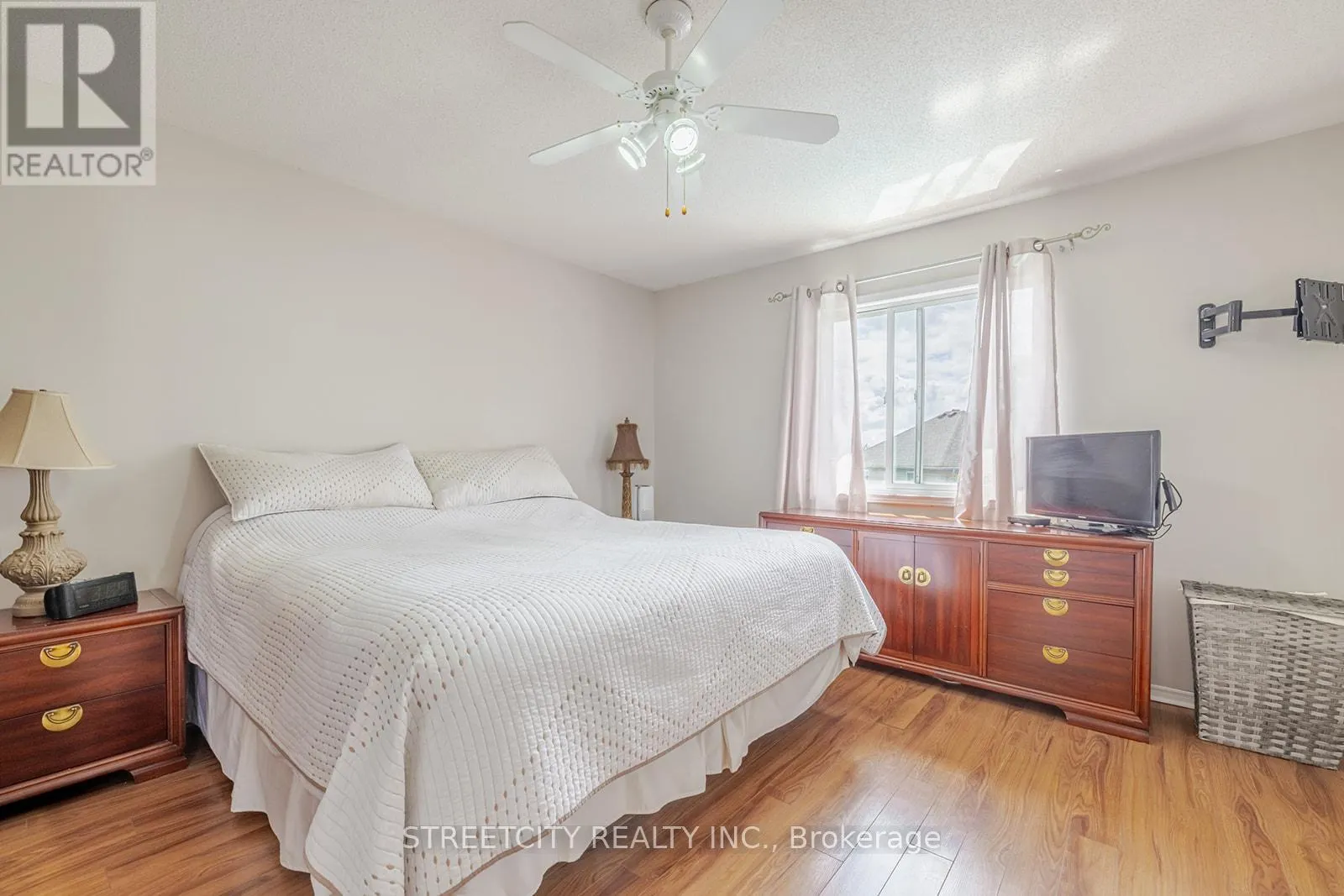 226 ANDREA CRESCENT