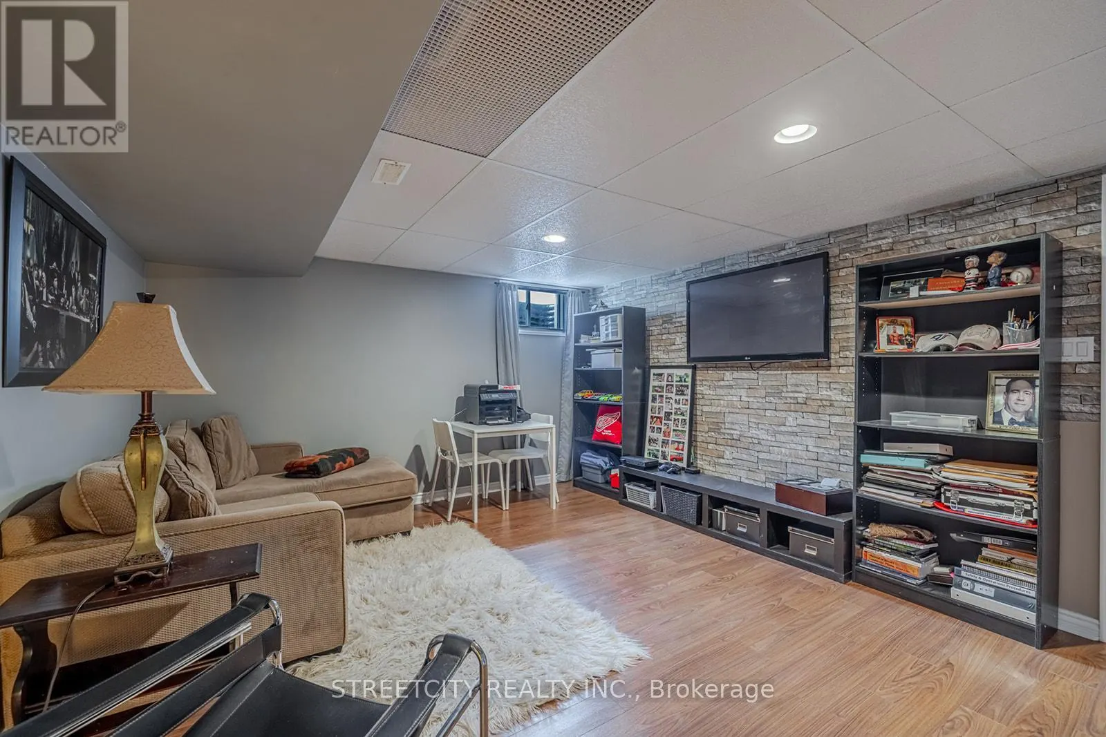 226 ANDREA CRESCENT